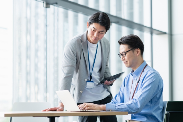 仕事で助けてもらう